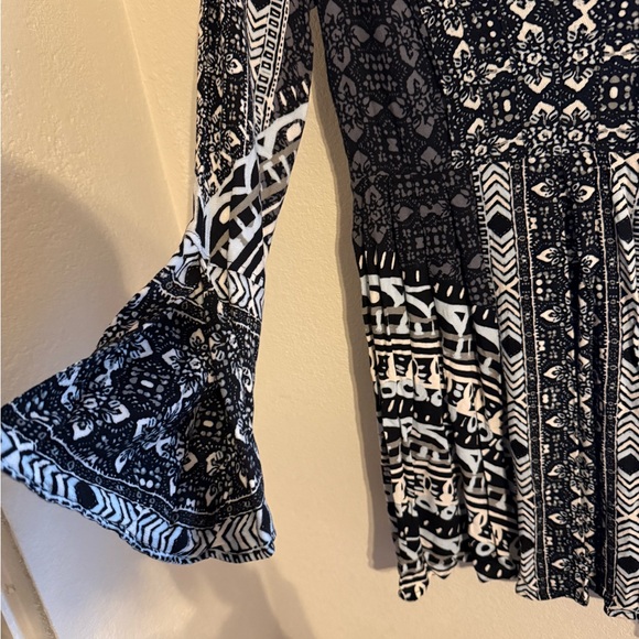 FREE PEOPLE - SZ 6- Patterned Long Sleeve Dress - Picture 2 of 5